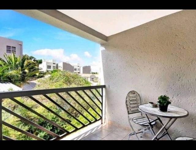 2 BEDROOM APARTMENT FOR SALE IN ATHOLL